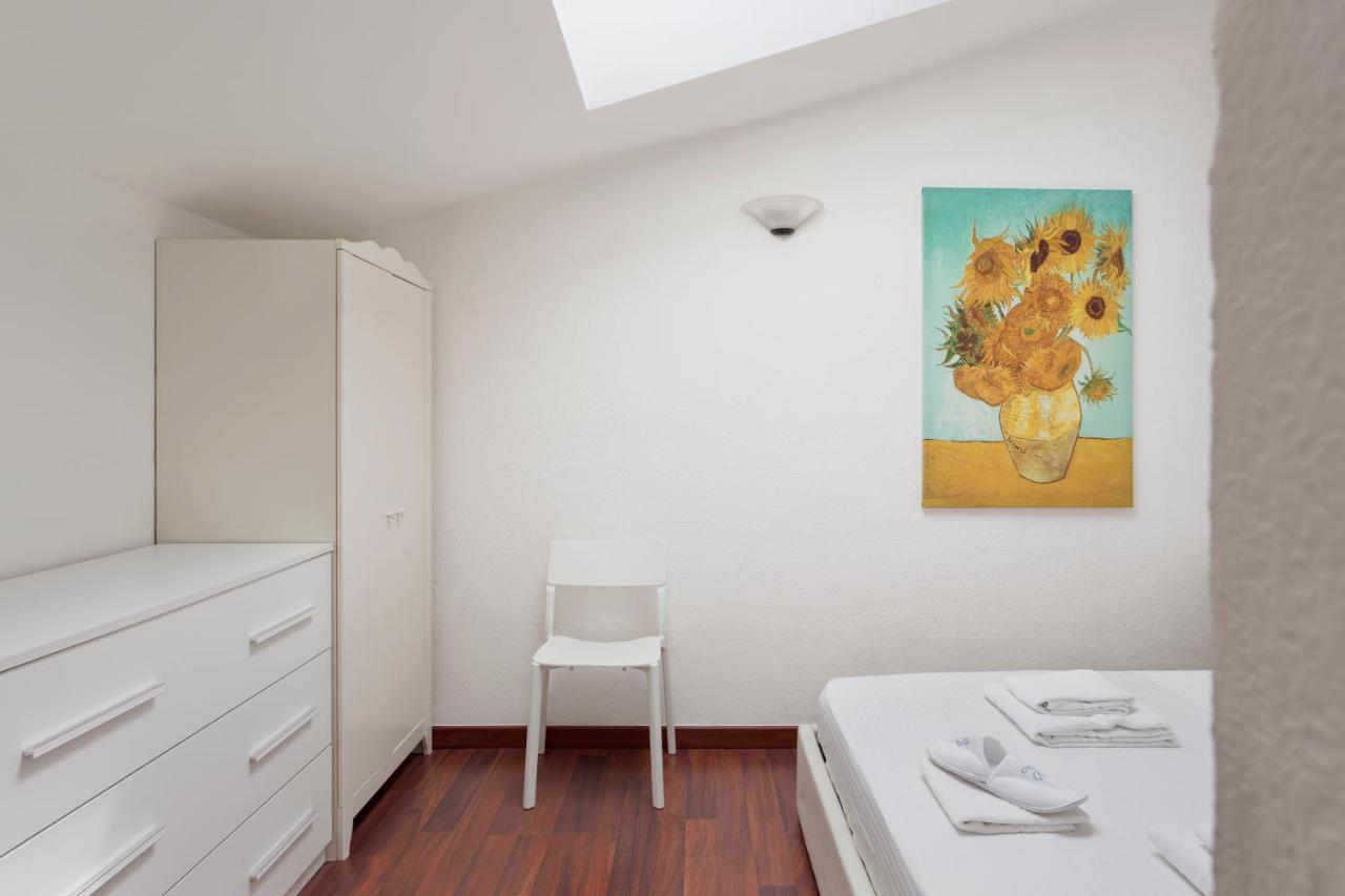 1 Bedroom Apt - Duomo 4 Mediolan Zewnętrze zdjęcie
